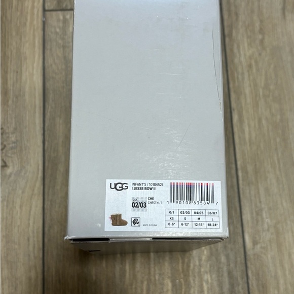 UGG Jesse Bow II Boot in Chestnut - Picture 8 of 8